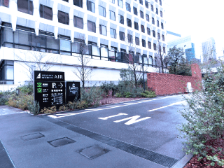 搬入出口の画像