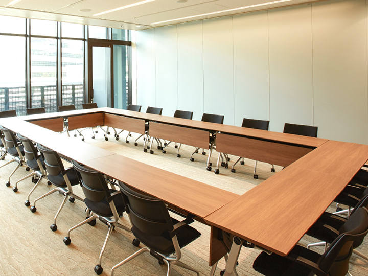 社内ミーティングの写真