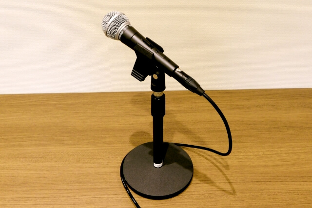 有線マイクの写真